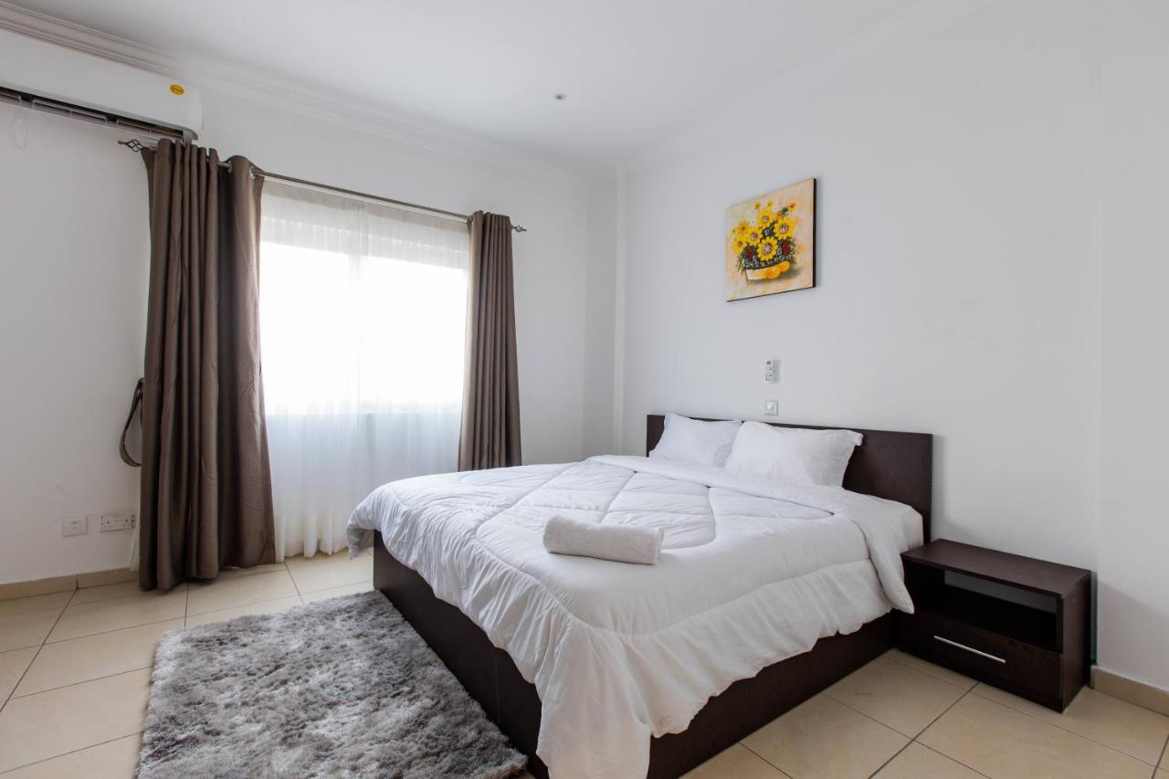 Accra Fine Suites - Holi Flats Airport Residential 外观 照片